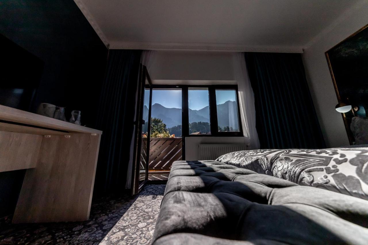 Suru Hotel & Restaurant Buşteni Екстериор снимка