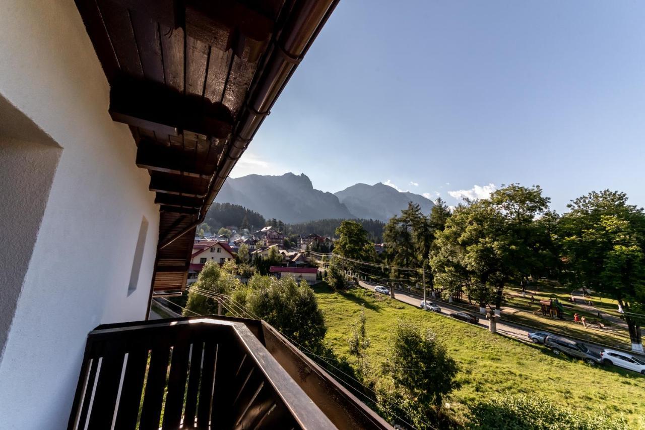 Suru Hotel & Restaurant Buşteni Екстериор снимка