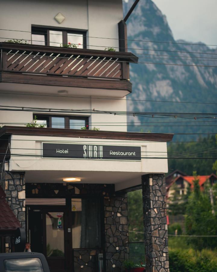 Suru Hotel & Restaurant Buşteni Екстериор снимка